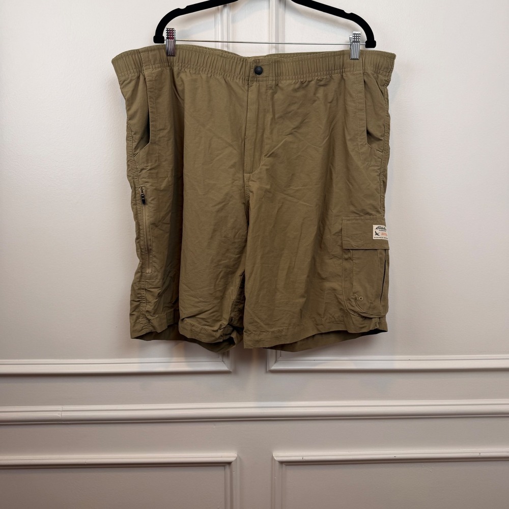 Eddie Bauer Mens XL Cargo Shorts Khaki Tan Hiking Outdoor Cotton Nylon Blend